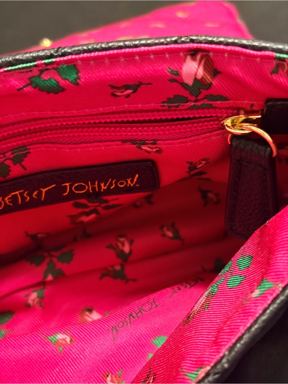 Betsey Johnson Black Quilted Bow Crossbody Bag with Pink Accent So Cute New - Picture 7 of 14